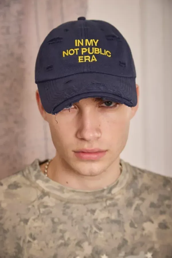 Gorra Marino Not Public